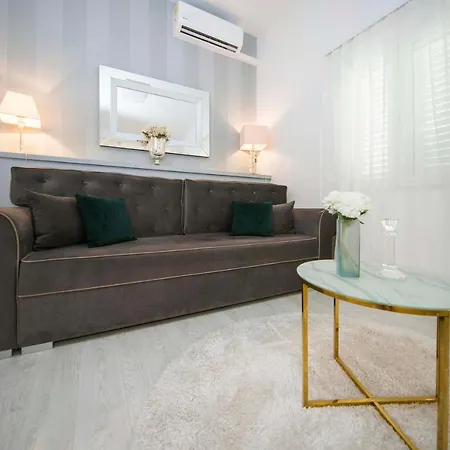 Lux Garden Luxury Lägenhet Split